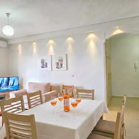 Beachfront 269 *