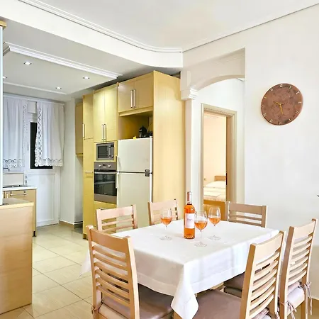 Beachfront 269 *